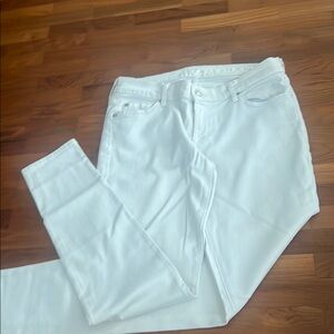 7 by All Mankind White Jeans size 29